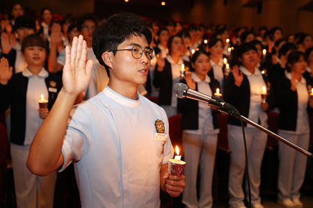 동아대 간호학과 ‘나이팅게일 선서’