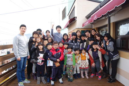 동아대생, ‘캔들북 캠페인’ 통해 이웃과 소통