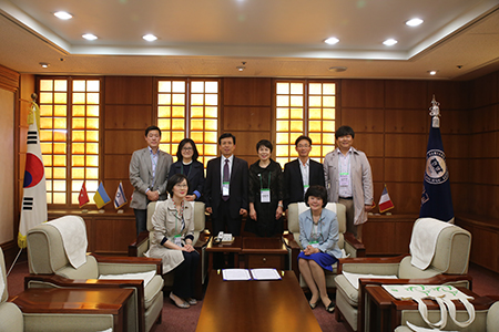 동아대 국제전문대학원 글로벌다문화발전연구회 국제학술대회 논문 발표