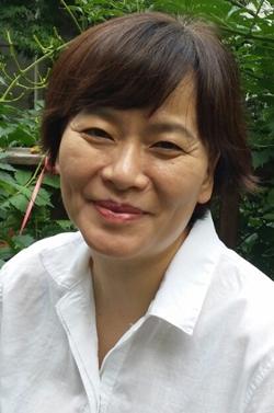[부산일보/부일시론] 로봇과 살고 있어요 - 권명아 국어국문학과 교수