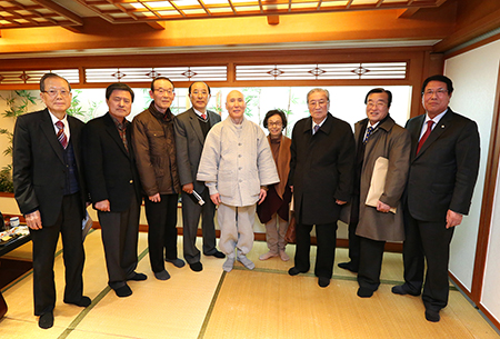 엄기섭 한진물산(주) 대표이사, 동아대 명예박사회 회장 당선