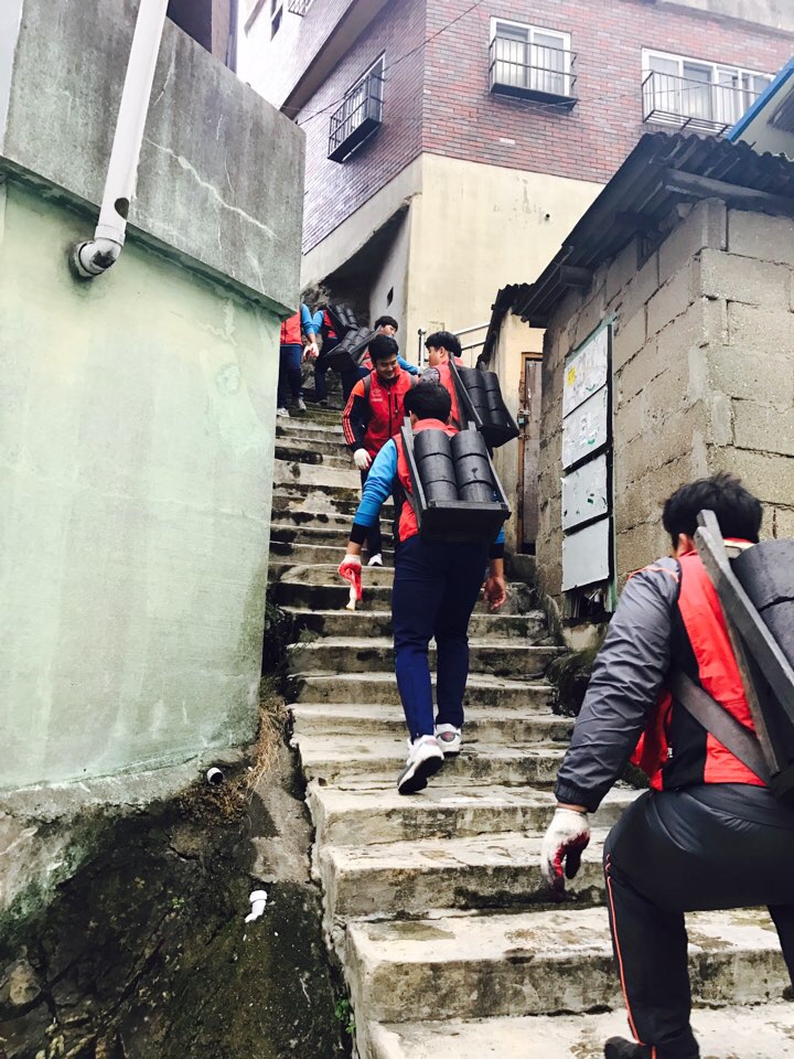 동아대 연말연시 맞이 학생‧교직원 나눔활동 펼쳐 