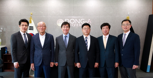 동아대 경영대학 발전기금 릴레이 9~11호 기부자 탄생