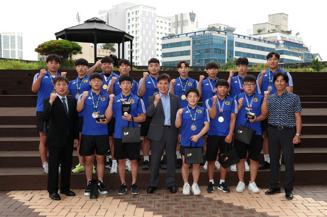  동아대 레슬링부, 제43회 전국대학레슬링선수권 자유형 종합 우승