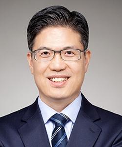[부산일보/부일시론] 아침이 오나니 밤도 오리라 - 송시섭 법학전문대학원 교수 