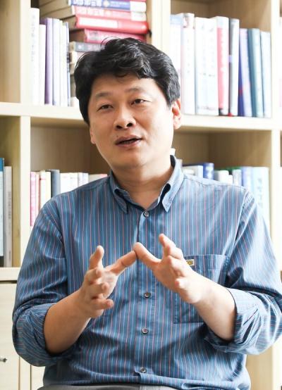 [부산일보/인터뷰] 오동윤 동아대 경제학과 교수 