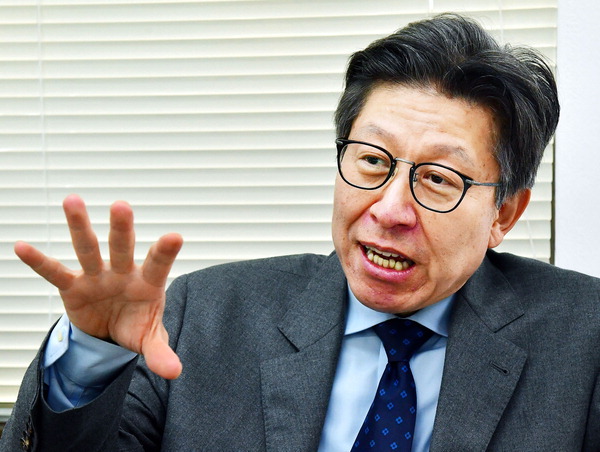 [국제신문/피플앤피플] “지방선거 막판 한 달 변수가 판세 좌우할 것” - 박형준 국제전문대학원 교수 