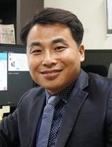 [부산일보/임원철이 만난 사람] 동아대 기계공학과 이무연 교수 “세계적으로 인정 뿌듯” - 이무연 기계공학과 교수
