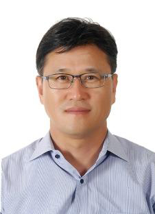 [국제신문] “건강 해치는 유해환경 경각심 일깨우는 데 앞장” - 홍영습 의과대학 의예과 교수