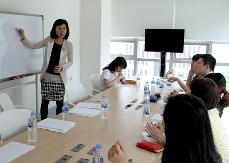 동아대 학생들, ‘살아있는 책’과 쌍방 소통